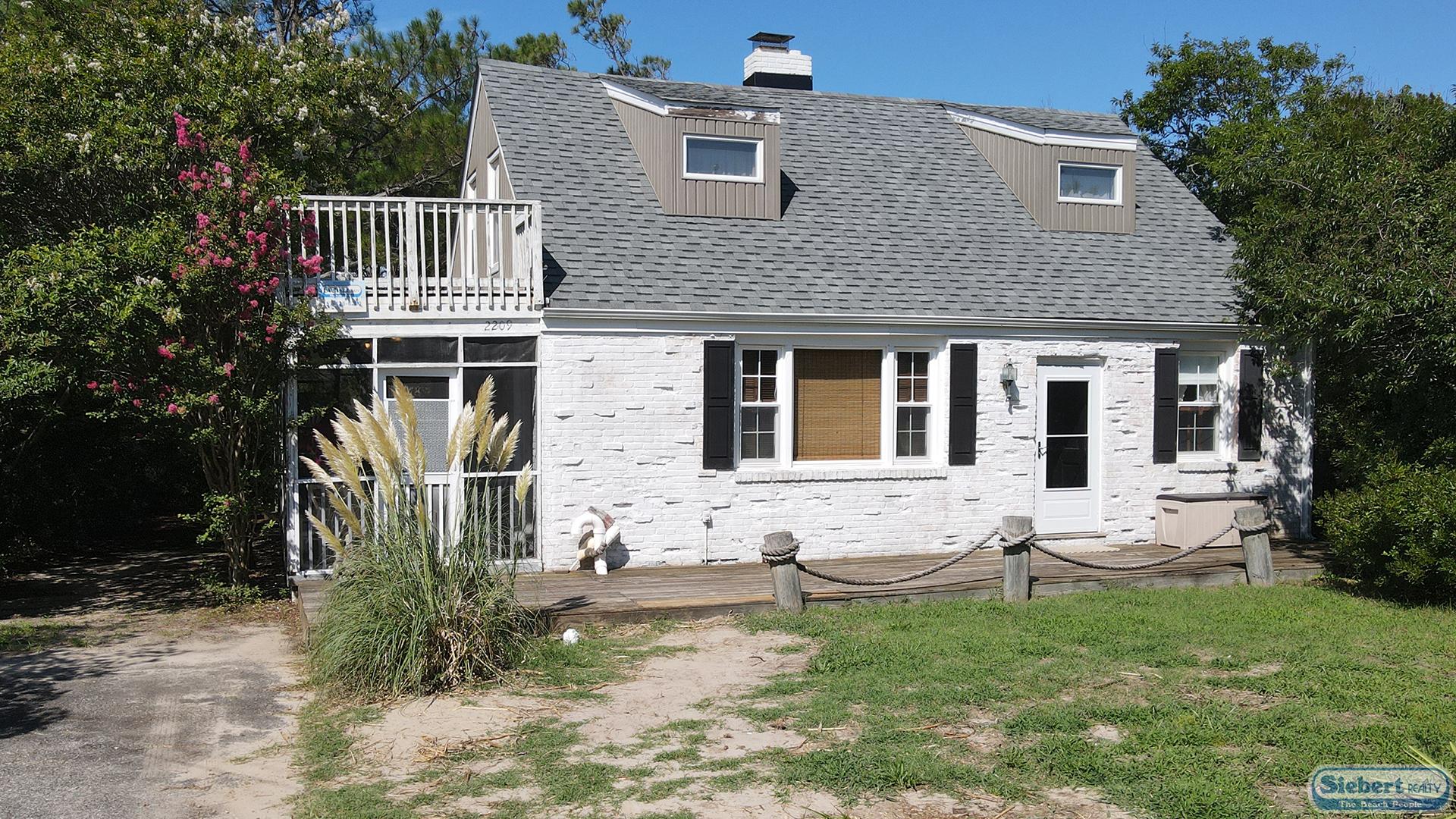 Captains Quarters Exterior