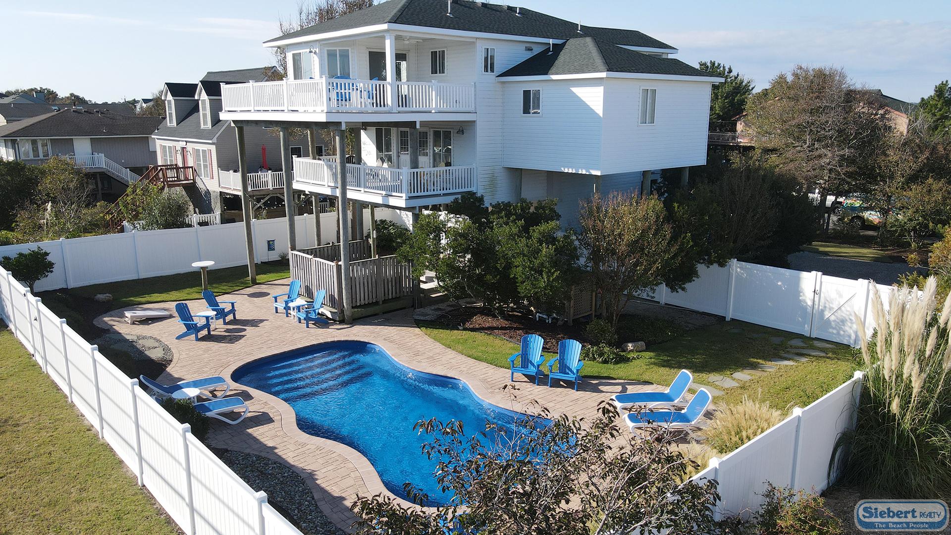 Atlantic Lookout Exterior