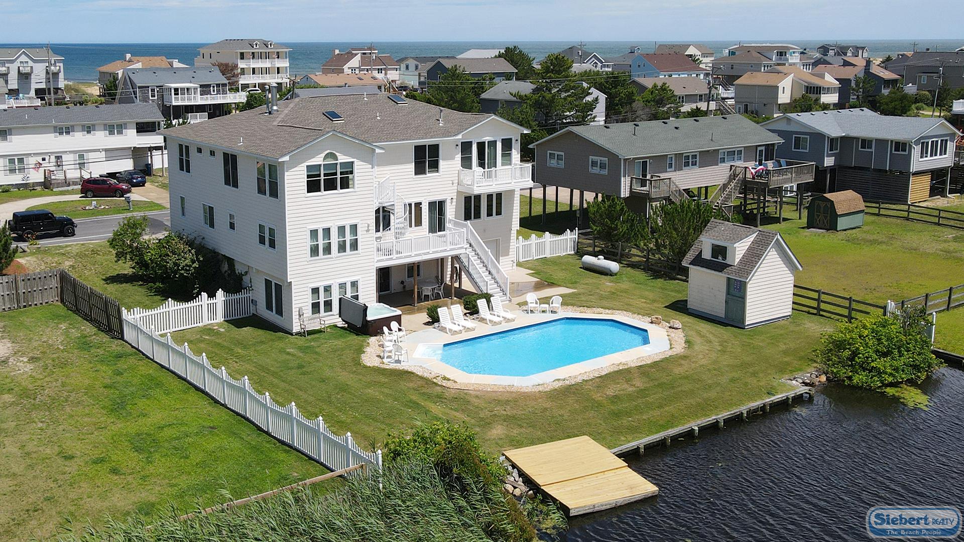 Seahabilitated Exterior