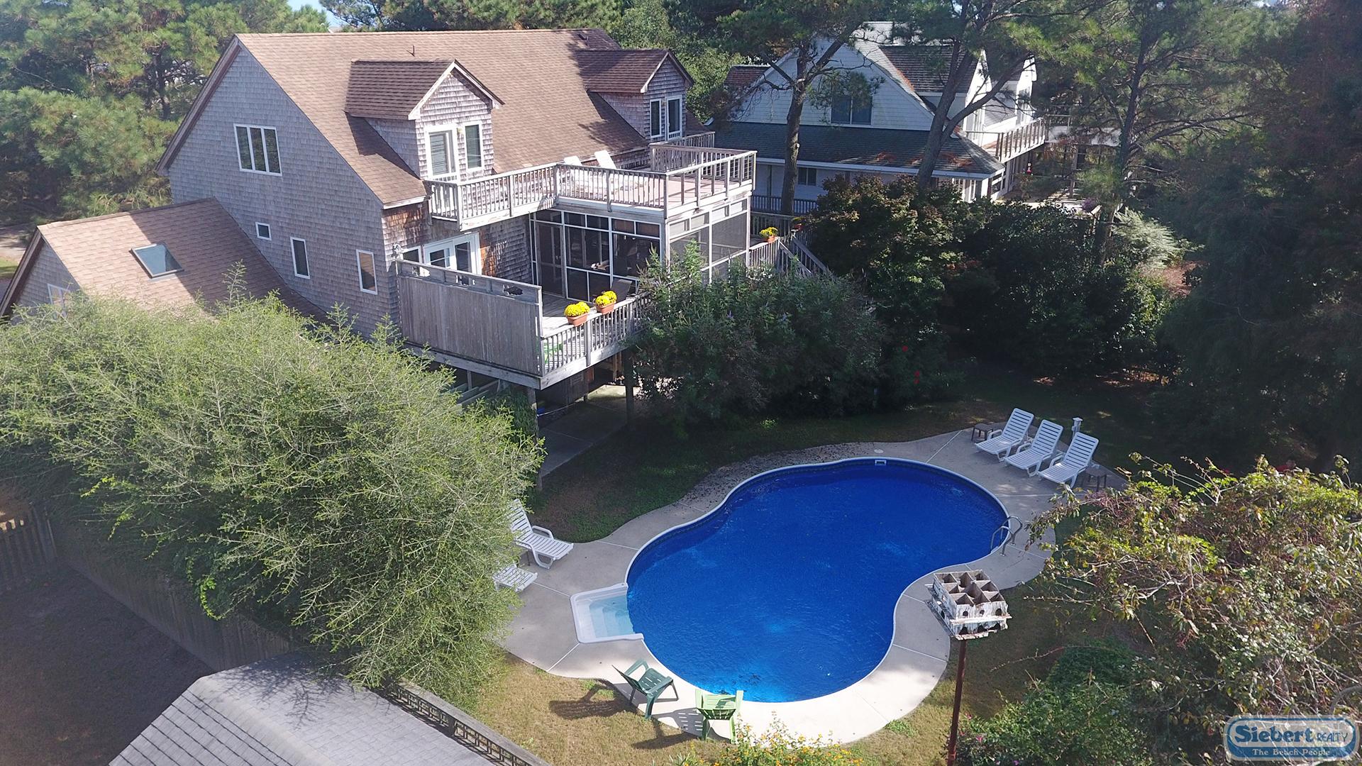 Guss Hideaway Exterior